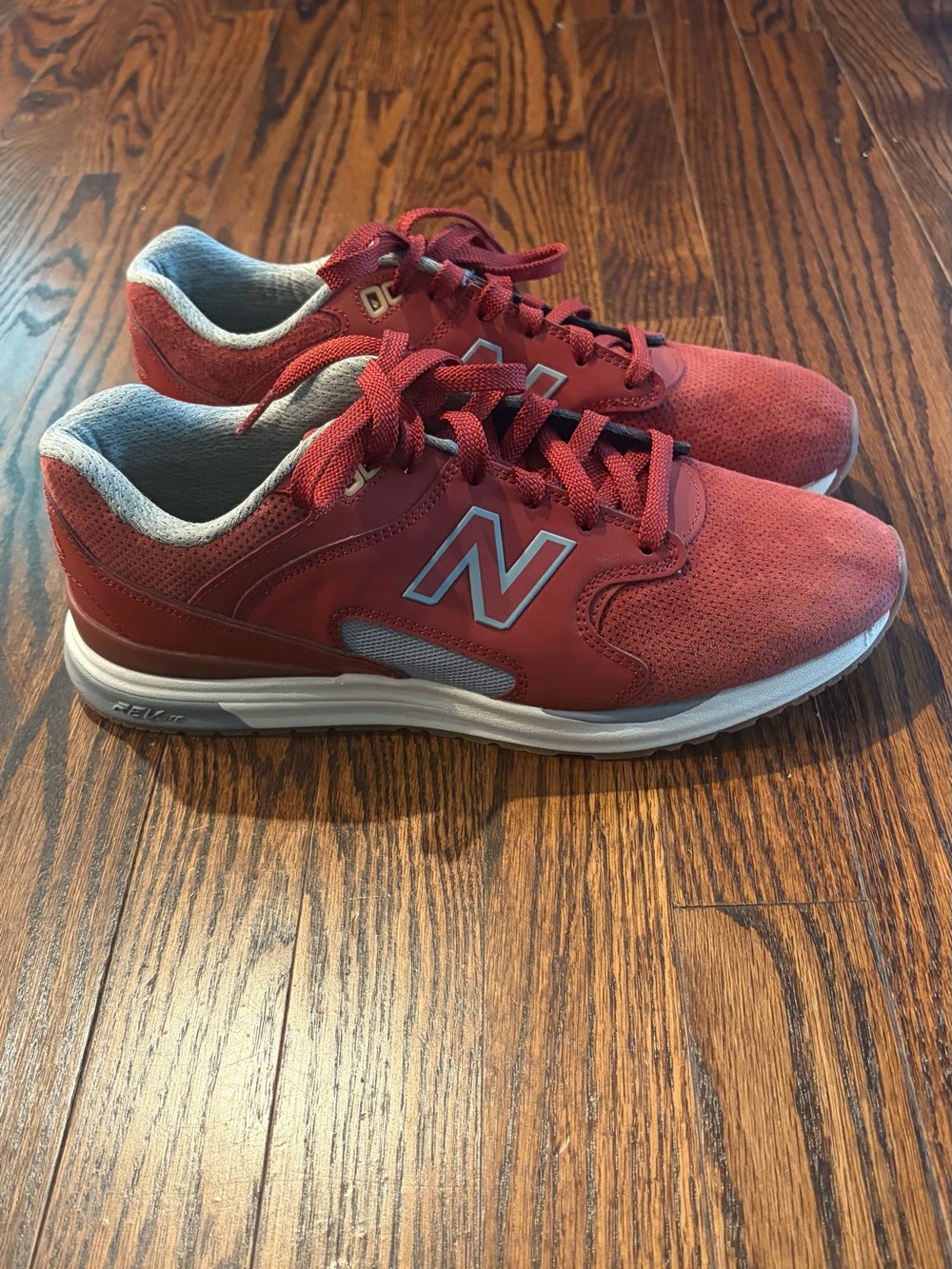 New Balance 1550 Revlite Retro Red Casual Sneakers Men Size 9.5